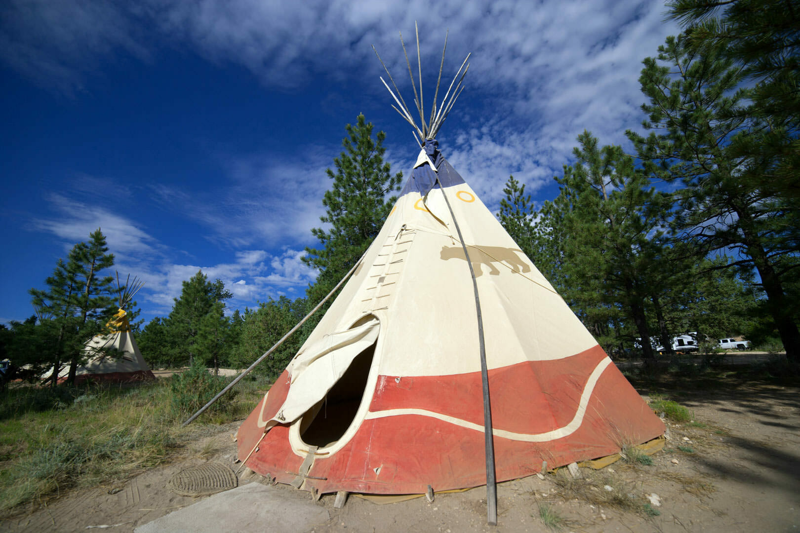 In Ruby's Inn kann man sich auch ein Tipi mieten, um möglichst nah in der Natur zu übernachten (Foto: rubysinn.com).